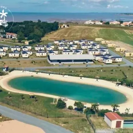 Camping 3 Etoiles - Parc Aquatique - Eehagb *